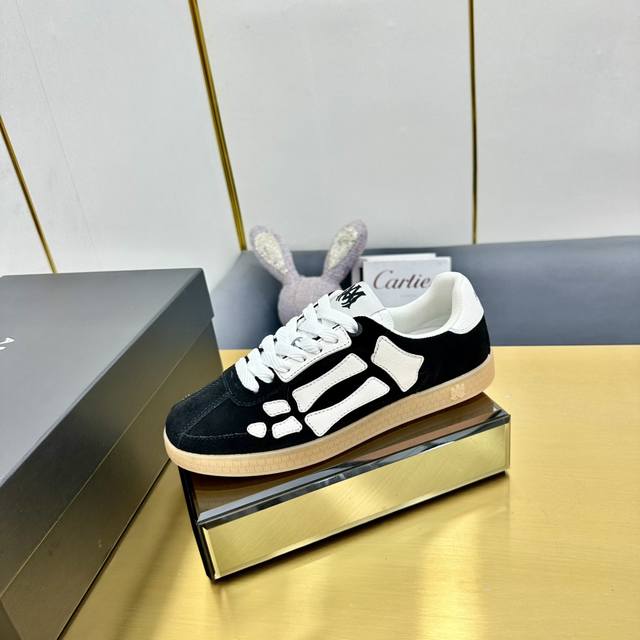 出厂价Pp 男+50 顶级版本：情侣款 Amiri 埃米尔 最新The Pacific 系列 情侣款 骨头 星星 休闲 运动鞋 滑板鞋 Amiri的Pacifi