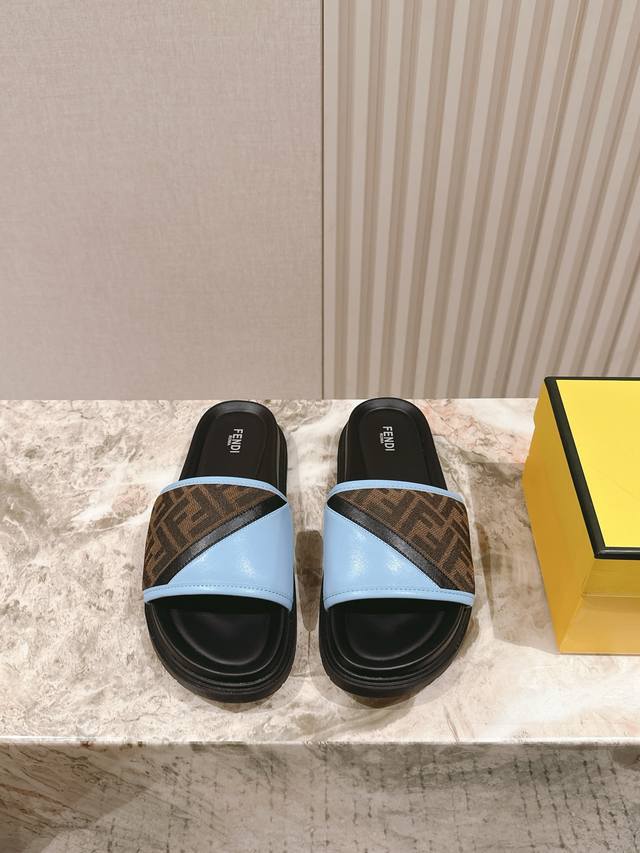男票 225 Fendi 芬迪走秀主推拖鞋系列，新品上线，芬具桌脚设计灵感改创于今年秀场的主推系列鞋履 当季新品拖鞋，众所周知，鞋子永远设计为高级感满满的，高端