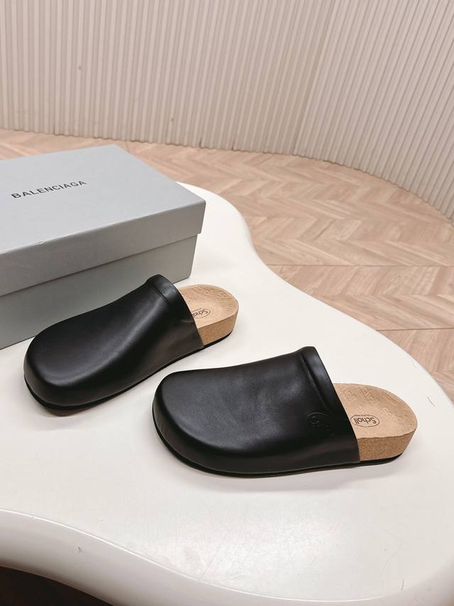 Balenciaga巴黎世家Scholl联名款木塞底拖鞋凉鞋 勃肯半拖鞋 脚感也很舒服，原版皮面 随便简便穿搭 穿祙子简直不要太好看了 原版大底35-40