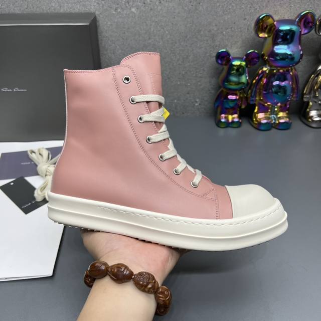 冲量价: 大底正确字母瑞克-欧文斯 Rick Owens 时尚休闲板鞋！官网热门单品 原版高端定制 ！市场最高版本极简主义的色彩运用与用心剪裁经典百搭首选！高品