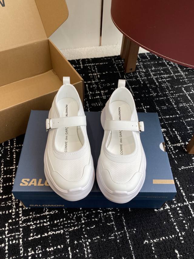 代购级 Cdg X Salomon 萨洛蒙 联名款Xt-6 系列 厚底 玛丽珍 休闲 运动鞋 原版购入开发 做货 延续品牌设计基因，融合简约的设计和实用的技术性