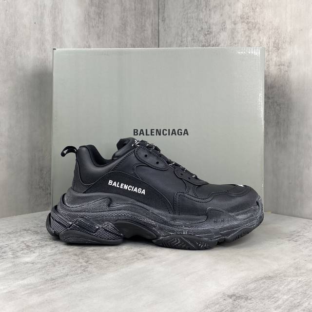 新款上架 Balenciaga 25Ss Triple S 巴黎世家 做旧新款老爹鞋 全套原纸板楦头开发 最原汁原味的灵魂版型 全鞋荧光划线卡点 原盒原配 正确