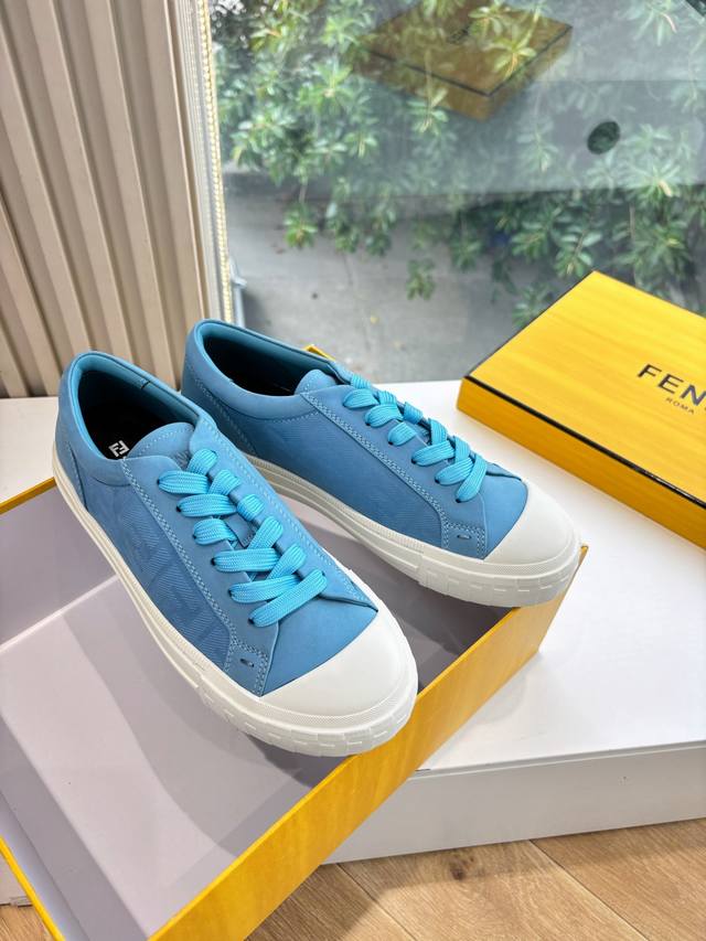 新色系G036Fendi芬迪2025新款板鞋休闲运动鞋布鞋 经典Ff老花面 超好看百搭 L内里采用透气布里 轻便 舒适百搭 原版Tpu大底 码数：35-40 4