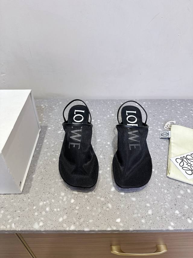 Loewe 罗意威 25Ss春夏新款 冰丝网 猫跟 拖鞋 真正空调鞋，加若隐若现的美感，上脚真的太美了！！！ 强烈推荐，超级懒人时装拖，三种穿法 明星博主同款！