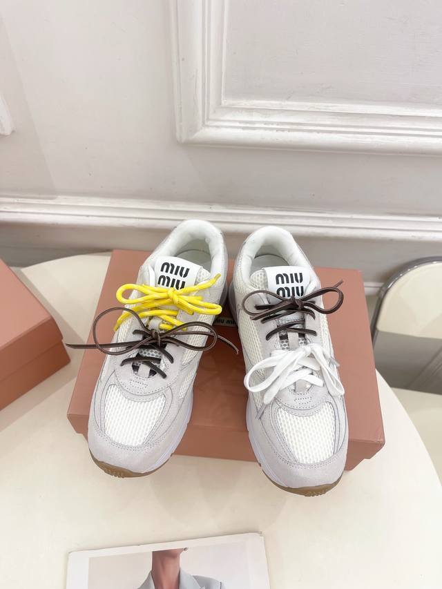 Miu Miu 缪缪 25 2025早春新品 专柜主打最新走秀款 美式复古风老爹鞋运动鞋火爆上新！ Bs缪家高货 顶级工艺打造精品质感 无敌舒适 绝对是一见钟情