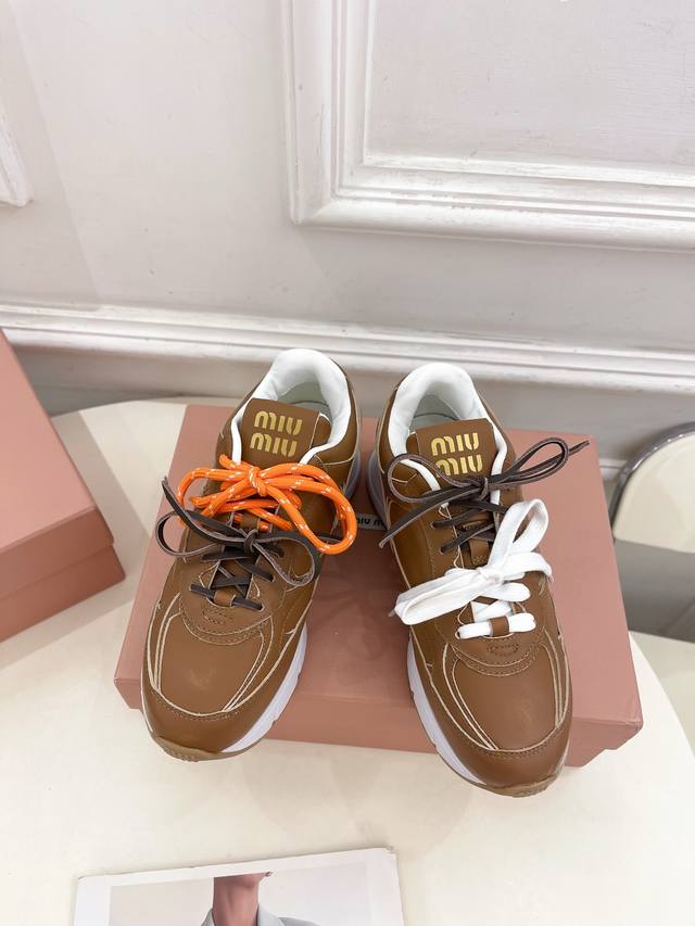 Miu Miu 缪缪 25 2025早春新品 专柜主打最新走秀款 美式复古风老爹鞋运动鞋火爆上新！ Bs缪家高货 顶级工艺打造精品质感 无敌舒适 绝对是一见钟情