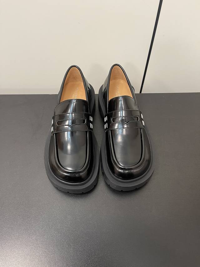 Maison Margiela 马吉拉Mm6家 高版本 增高厚底小皮鞋乐福鞋德比鞋 原版购入开模双层鞋底、鞋型很大方、搭配各种风格都轻松驾驭、小短腿的福音上身瞬