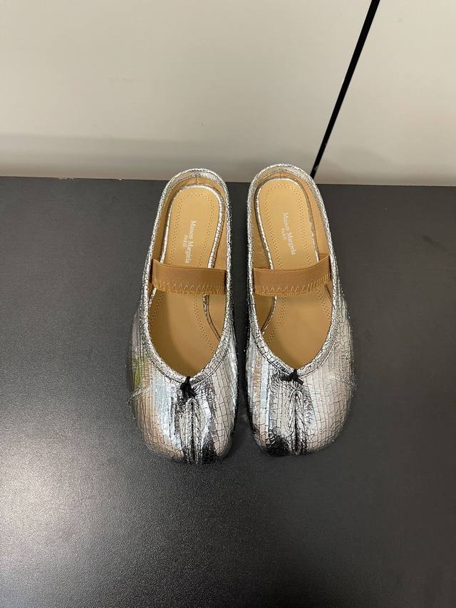 高定品质！Maison Margiela Mm6马吉拉24Ss新款皱褶分趾鞋 Tabi分趾芭蕾舞绑带单鞋 意产植鞣羊皮！ 欢迎对比 真正的原版大底！ Size: