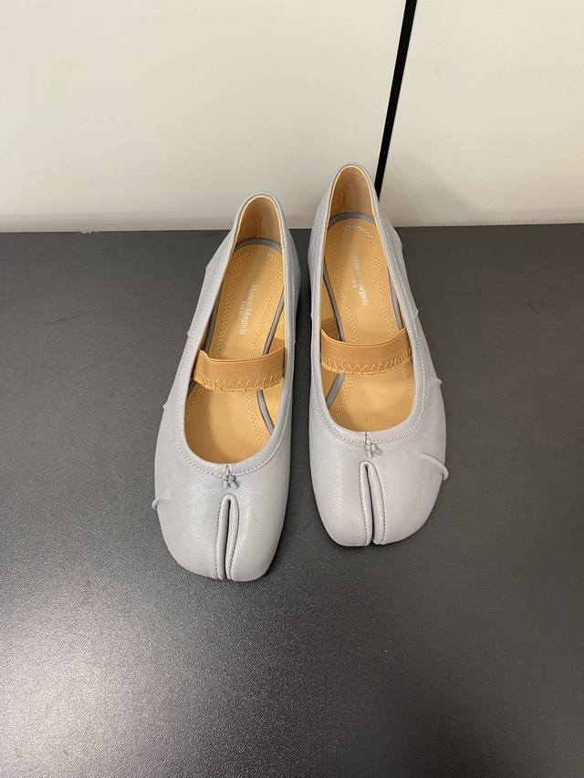 高定品质！Maison Margiela Mm6马吉拉24Ss新款皱褶分趾鞋 Tabi分趾芭蕾舞绑带单鞋 意产植鞣羊皮！ 欢迎对比 真正的原版大底！ Size:
