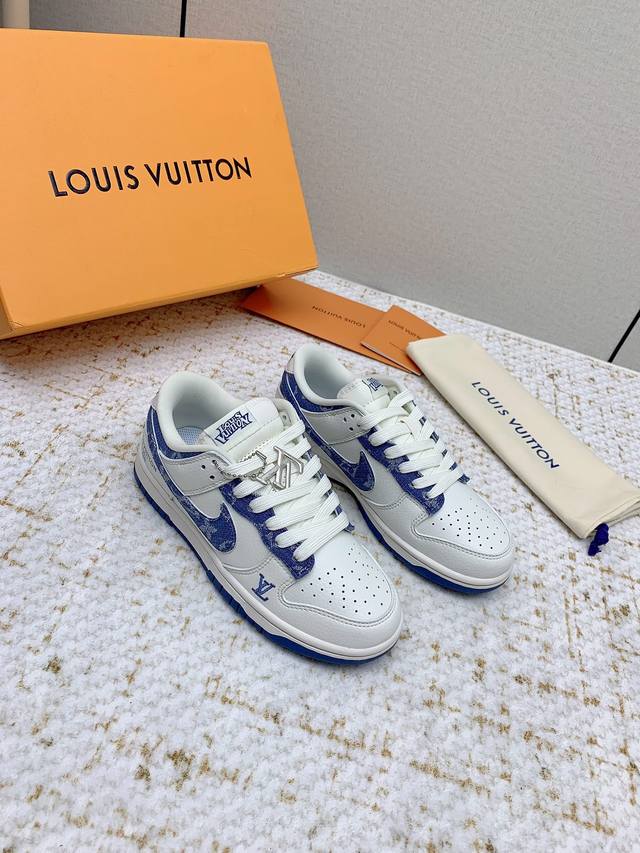 出厂 高版本 Nike联名Lv休闲板鞋 限定走秀新款 顶级品质 代购级 情侣款码 耐克乔一联名鞋让鞋迷大开眼界，各种意想不到的设计创意，大Lgou配色方案给大家