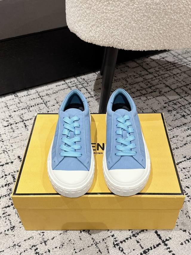 情侣款 Fendi芬迪 25 Domino系列 皮面压花 情侣款 休闲 运动鞋 滑板鞋 Fendi Domino情侣款 运动鞋 -全新必备款型！开启多米诺效应！
