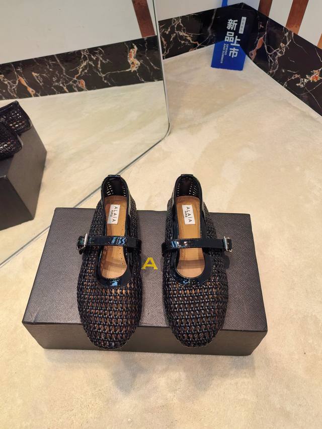 2025Alaia 新款编制网面拖鞋 面料:原版定制羊皮 内里:定制羊皮 垫脚:定制羊皮 大底:原版开模橡胶大底 码数:36-39 40.41.42定制不退换