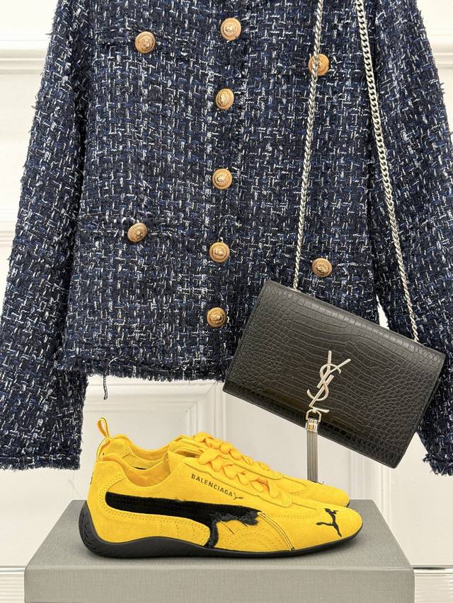 厂价 Balenciaga X 彪马联名情侣款德训鞋 时尚是一场永不停歇的对话 而Balenciaga与彪马的联名 无疑是其中最震撼的一次跨界对谈 当先锋时尚与