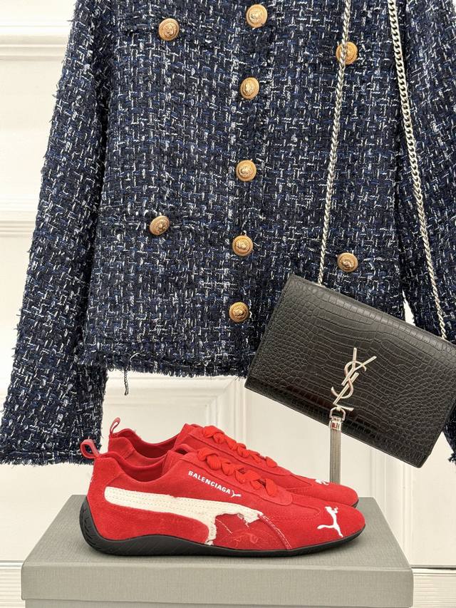 厂价 Balenciaga X 彪马联名情侣款德训鞋 时尚是一场永不停歇的对话 而Balenciaga与彪马的联名 无疑是其中最震撼的一次跨界对谈 当先锋时尚与