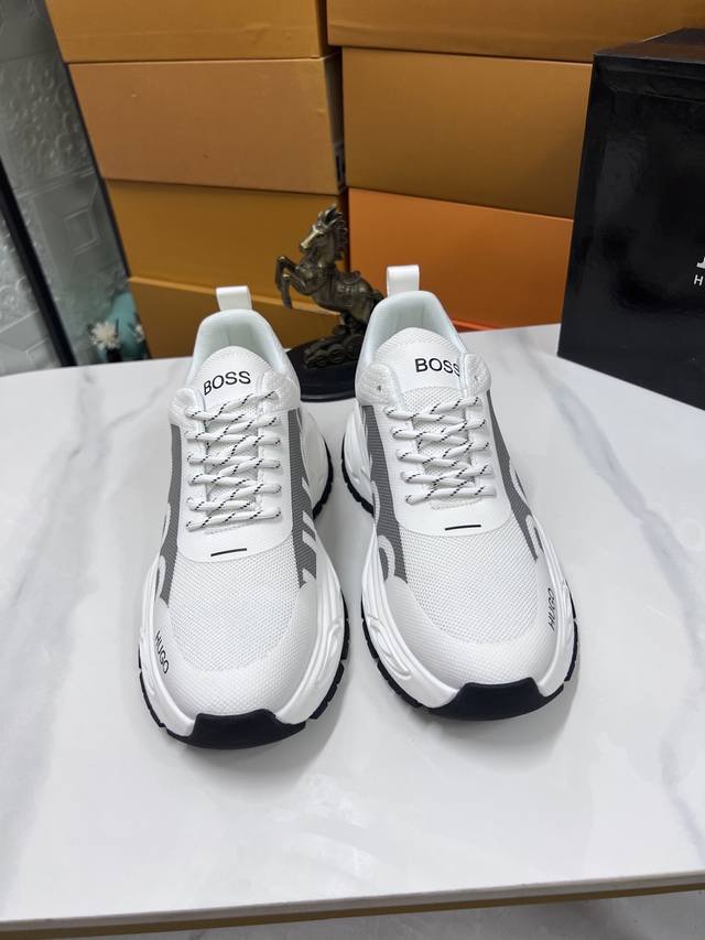 工厂p价 Boss 最新休闲男鞋，欢迎1:1对比，爆单款Boss香港专柜休闲鞋，专柜品质，支持验货，优质做工，鞋面采用意大利进口胎牛皮 透气羊皮内里，原版时尚运