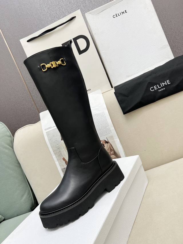 工厂p价 女装女鞋 运动原单 Celine 赛琳 凯旋门时尚百搭舒适厚底靴！！不退色五金扣面料头层牛皮、内里羊、发炮大底、标准码数35 40 41、42订做不退