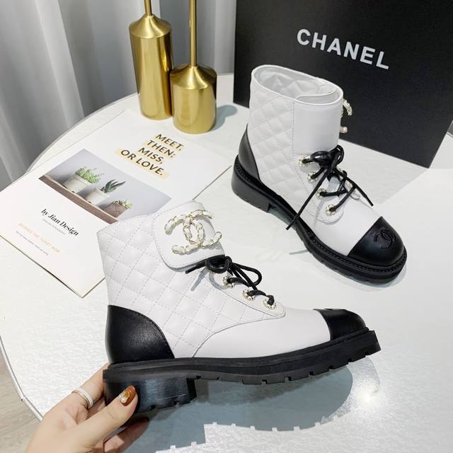 工厂p价 男装男鞋 运动原单 Chanel 香奈儿新款，5-40，34、41定做，面料：牛皮，内里羊皮，跟高3Cm，颜色：黑色，杏色，白色，。原版1：1五金扣件