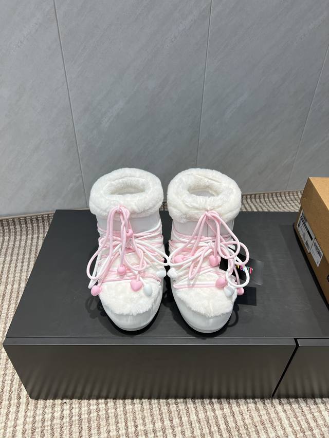 工厂p价 女装女鞋 运动原单 独家顶级版本 全新升级版本 Moon Boot2025Vs秋冬季爆款雪地靴系列 丑萌月亮雪地靴 忘了Ugg吧，时髦人都在穿Moon