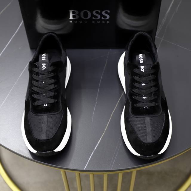 调工厂p价 男装男鞋 运动原单 品牌：Boss 标准码：38-44 45订做 等级：官网同款 材料：原版透气面料 舒适透气内里 轻便柔软耐磨大底 款式类别：男士