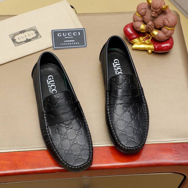 调工厂p价 男装男鞋 运动原单 Gucci 古驰官网同步最新款鞋面采用进口牛皮，皮内里，橡胶大底，顶级手工一针一线做工精细绝对满足那些追求高奢品质的完美主义型男