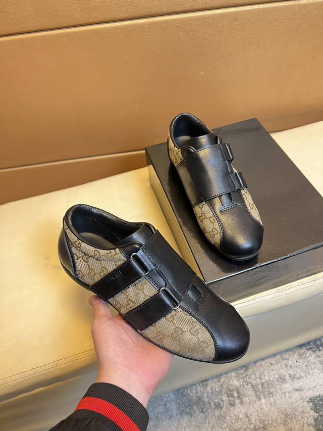 调工厂p价 男装男鞋 运动原单 古奇 原单品质.～ 独特现代风运动鞋。休闲鞋潮男必备款 意大利进口原版品牌，进口原版皮，猪里 拒绝脱色磨脚 鞋底：原厂特供原版底