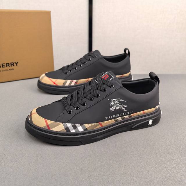burberry 巴宝莉 。时尚运动休闲鞋，鞋面采用头层牛皮搭配格子料，头层猪皮内里，橡胶大底。男款38-44。