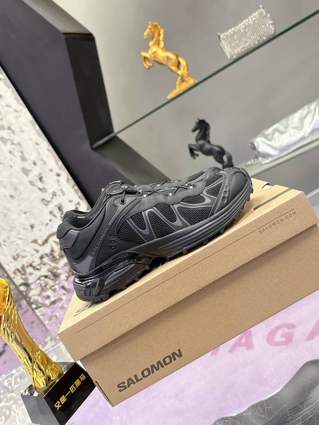 粉色 女款 别的颜色情侣码数 Salomon萨洛蒙 Xt-Whisper圆头越野跑鞋！ 圆头防撞设计，加宽鞋头空间，脚趾自由舒展不挤脚，长时间徒步或通勤行走更舒