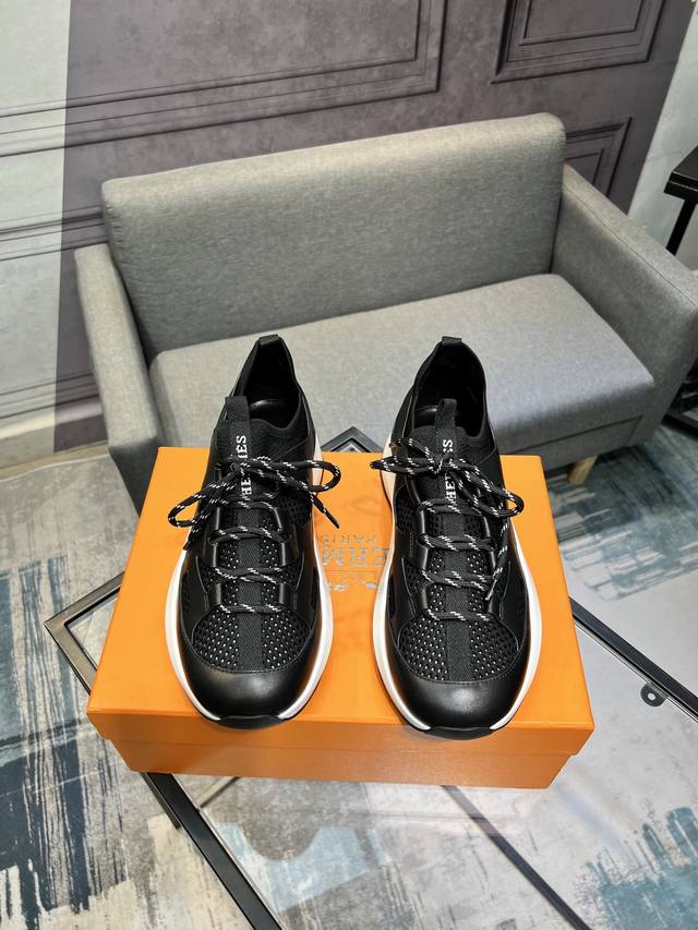Hermes 爱马仕 男士休息运动鞋！ -高端品质 原单休闲运动鞋 -鞋面:高纳帕小牛皮、锻造工艺、针织布匹、鞋身品牌织带、注塑品牌Logo -内里:垫脚;水染