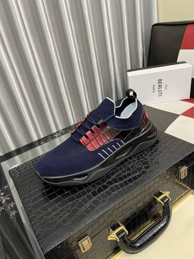 出厂价pp： Berlui 布鲁缇布鲁提手工擦色休闲皮鞋，进口专用牛皮面擦色效果，配合真皮镭射雕刻图案 尽显奢华工艺 牛皮内里专用模具橡胶大底 鞋面雷射品牌专用