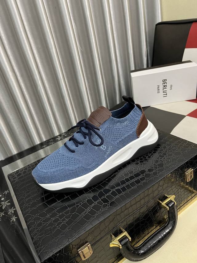 出厂价pp： Berlui 布鲁缇布鲁提手工擦色休闲皮鞋，进口专用牛皮面擦色效果，配合真皮镭射雕刻图案 尽显奢华工艺 牛皮内里专用模具橡胶大底 鞋面雷射品牌专用