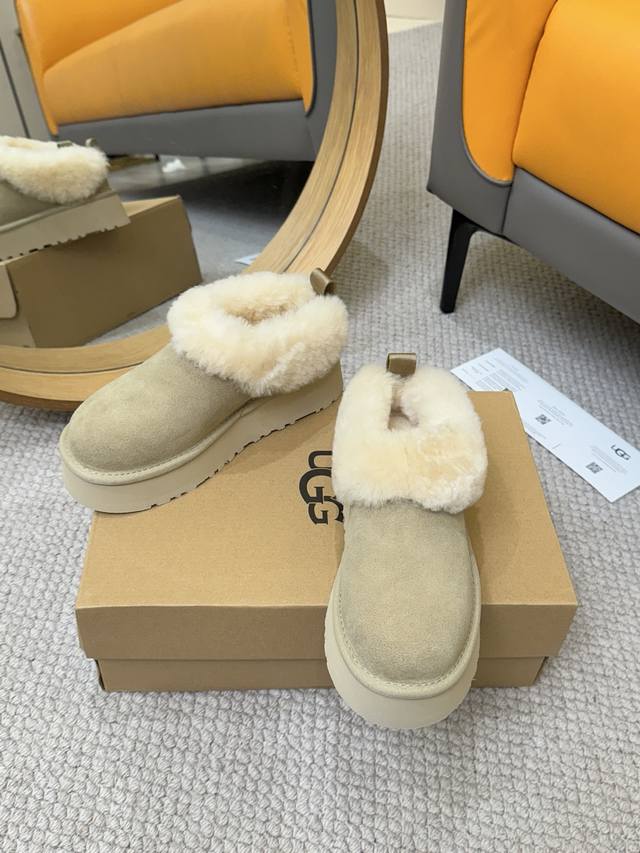 工厂p价 女装女鞋 运动原单 Ugg 新款塔茨勒杀到店啦！翻毛皮 + 羊皮毛领口+10Mm 羊毛里衬，4.5Cm 厚底踩云感拉满 脚一伸直接把 慵懒时髦 焊死！
