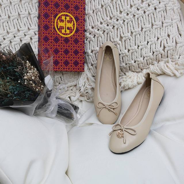 出厂价p 女装女鞋 运动原单 Tory Burch ，最爆最高品质[ 玫瑰]Tb美国官网同步 登机鞋 舞蹈鞋 开车鞋 休闲鞋 [ 玫瑰]超爆款[ 玫瑰][ 玫瑰