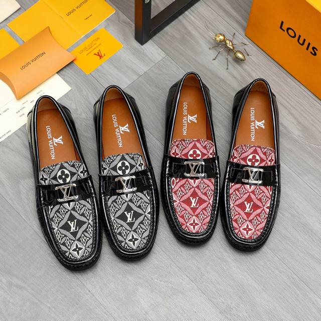 商品商标：Lv 路易威登 休闲套脚鞋 正码码数: 38-45 45 定做不退换 商品材料：精选透气织布拼接漆面牛皮鞋面 牛皮内里 橡胶大底