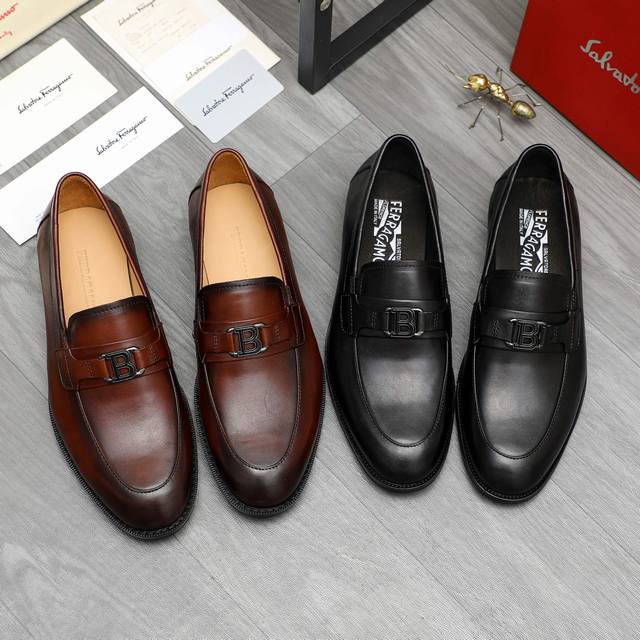 商品商标：Ferragamo 菲拉格慕 商务休闲套脚皮鞋 正码码数: 39-45 45.定做不退换 商品材料：精选 优质牛皮鞋面 牛皮内里 原版大底