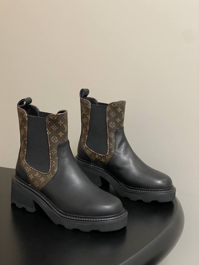 25Fw秋冬新款Louis Vuitton Lv Beaubourg 切尔西及踝靴松紧带棋盘格老花皮拼色厚底高跟切尔西短靴 本款 Lv Beaubourg切尔西