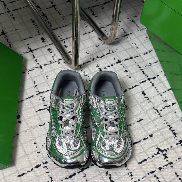 Size: 35-44 45订 不退不换 葆蝶家Bv最新款Orbit系列 情侣款 复古 网面 休闲 运动鞋 跑步 老爹鞋 原版购入开发 做货 Bottega V