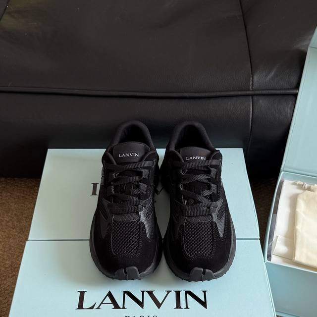 浪凡Lanvin 25Ss新款原版复刻，做工精细，百搭好款上脚好看舒适 Lanvin浪凡四季休闲鞋运动鞋，原版拆卸，套楦版本。进出专柜无压力 面料：头层牛皮 牛