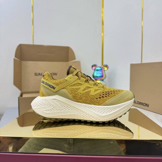 女 男420 Salomon 萨洛蒙 第三代 Aero Glide 3 Grvl 鞋面：Grsalomon 萨洛蒙 第三代 Aero Glide 3 Grvl