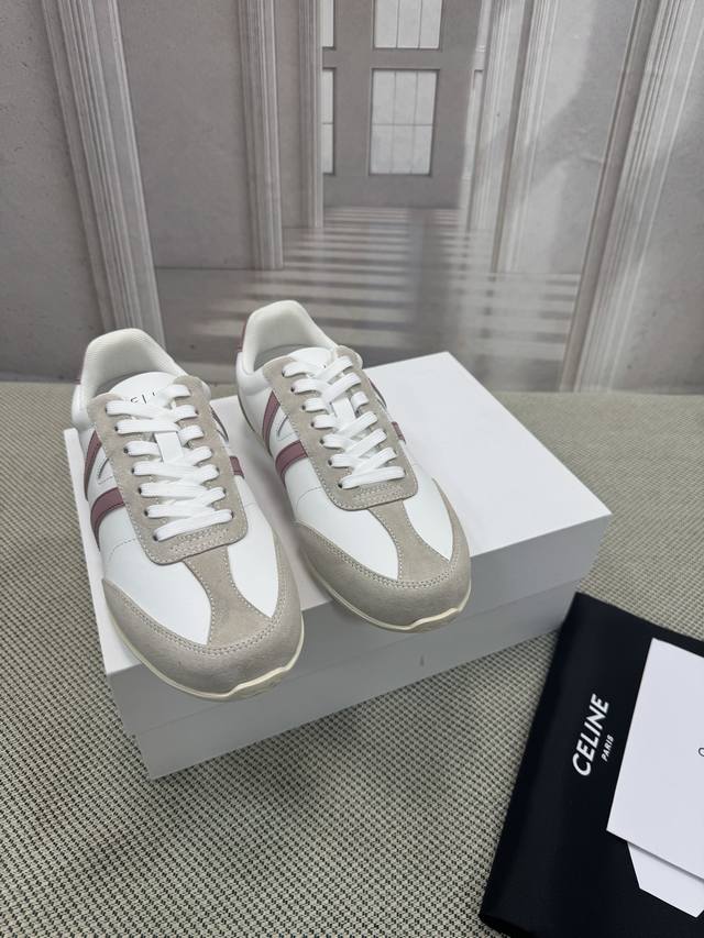 顶级版本 Celin* 赛琳 凯旋门徽标系带休闲鞋 简单舒服，干净利落，增高显腿细，无论是单穿还是搭配阔腿裤，高街又复古 一起来做Celine女孩 鞋面：进口小