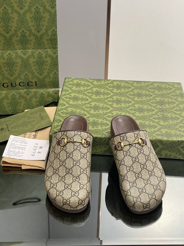 古奇春秋福利 新品Gucci男女同款情侣穆勒鞋 包头拖鞋 官网同步，原版一比一复制，最高版本所有材质细节均与Yb一致 常年做货。 尺码35-47 454647定