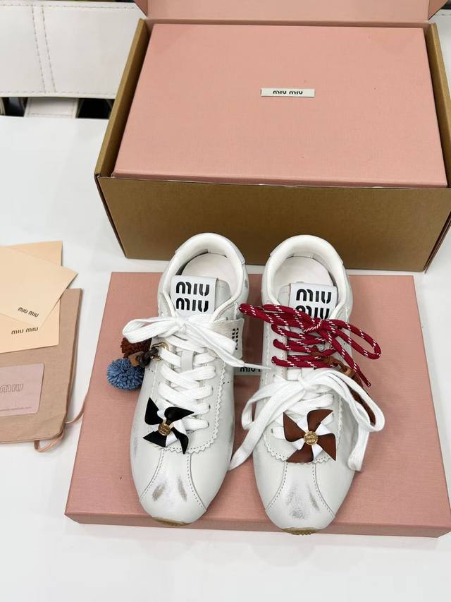 miumiu鞋子Diy可爱的Charm ＋