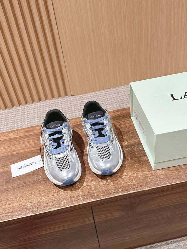 浪凡最新Jla系列 情侣款 网面厚底休闲 运动鞋 跑鞋 原版购入开发 做货 这款男女同款运动鞋轻便舒适，网片设计让鞋面更轻盈.不怕脚闷，鞋子搭配裙装裤装都显时尚