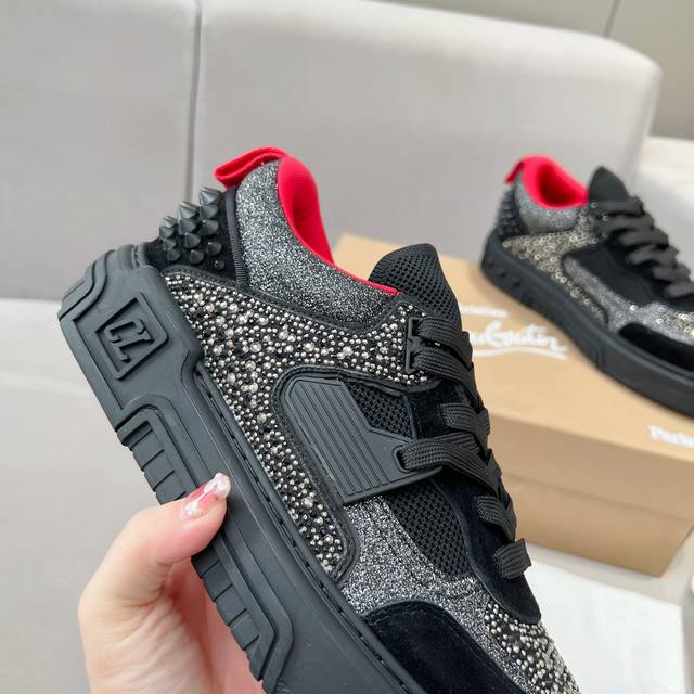钻面 王俊凯 杨幂 许凯 张婧仪 丁程鑫 陈牧驰 王子异 同款Christian Louboutin路铂廷 新品 钻面 Astroloubi 男女同款厚底运动鞋