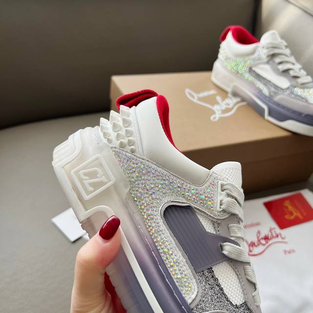 王俊凯 杨幂 许凯 张婧仪 丁程鑫 陈牧驰 王子异 同款Christian Louboutin路铂廷 新品 钻面 Astroloubi 女同款厚底运动鞋红底鞋时