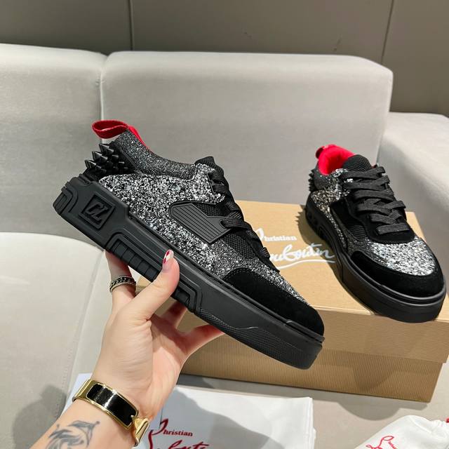 王俊凯 杨幂 许凯 张婧仪 丁程鑫 陈牧驰 王子异 同款Christian Louboutin路铂廷 新品 Astroloubi 男女同款厚底运动鞋红底鞋时尚与