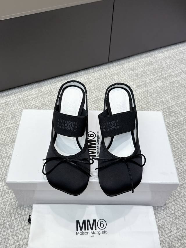 代购级 Maison Margiela 梅森 马吉拉 25S新款芭蕾舞平底分趾Tami 单鞋 买手代购1:1完美复刻，原版开模双层真皮鞋底原版套楦鞋型很大方 搭