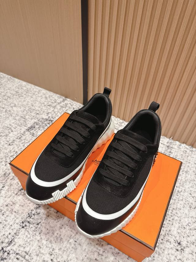 代购级女390男 爱马仕Hermes 25Ss 情侣运动休闲鞋系列 经典运动风格+英伦拼色设计，经典耐看！原版倒模楦型，极致1:1形体 进口高端雨伞布呈现出精致