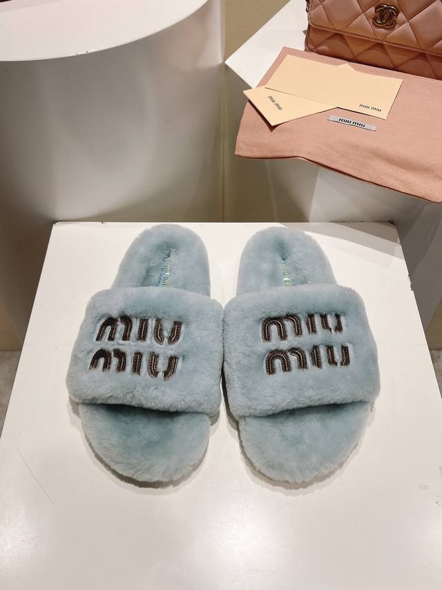 工厂p出 25新款Miumiu字母款 注 只做真皮字母，立体感十足 不做pu材质字母 码数35-42 注：41-42定做