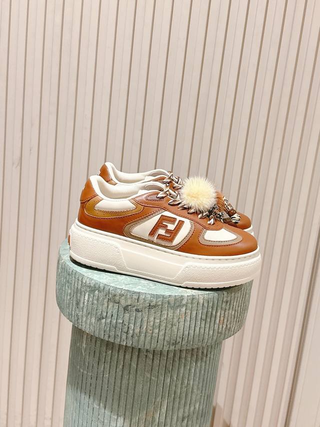 顶级版本： :Fendi Match platform运动鞋 飞跃都市，满载奇思妙想山 Fendi Match platform运动鞋 随节奏自由跃动』 灵动造