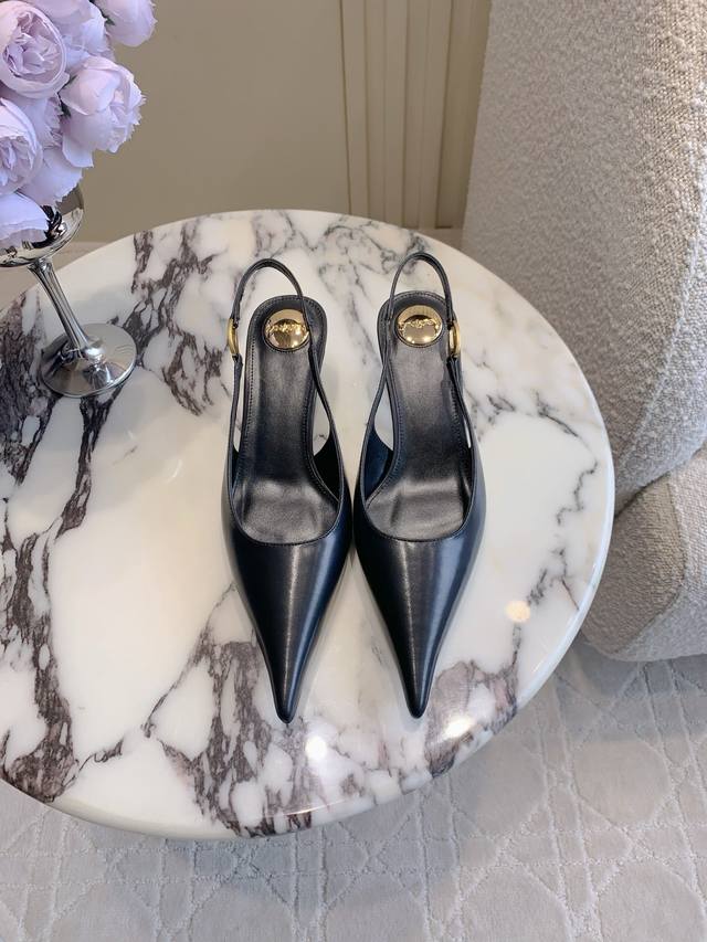 出厂价p Saint Lauren* Ysl 杨树林新款小猫跟尖头后空鞋 小姐姐的美丽尤物高跟鞋 优雅迷人性感 女人味十足 鞋面小牛皮 内里垫脚羊皮 意大利真皮